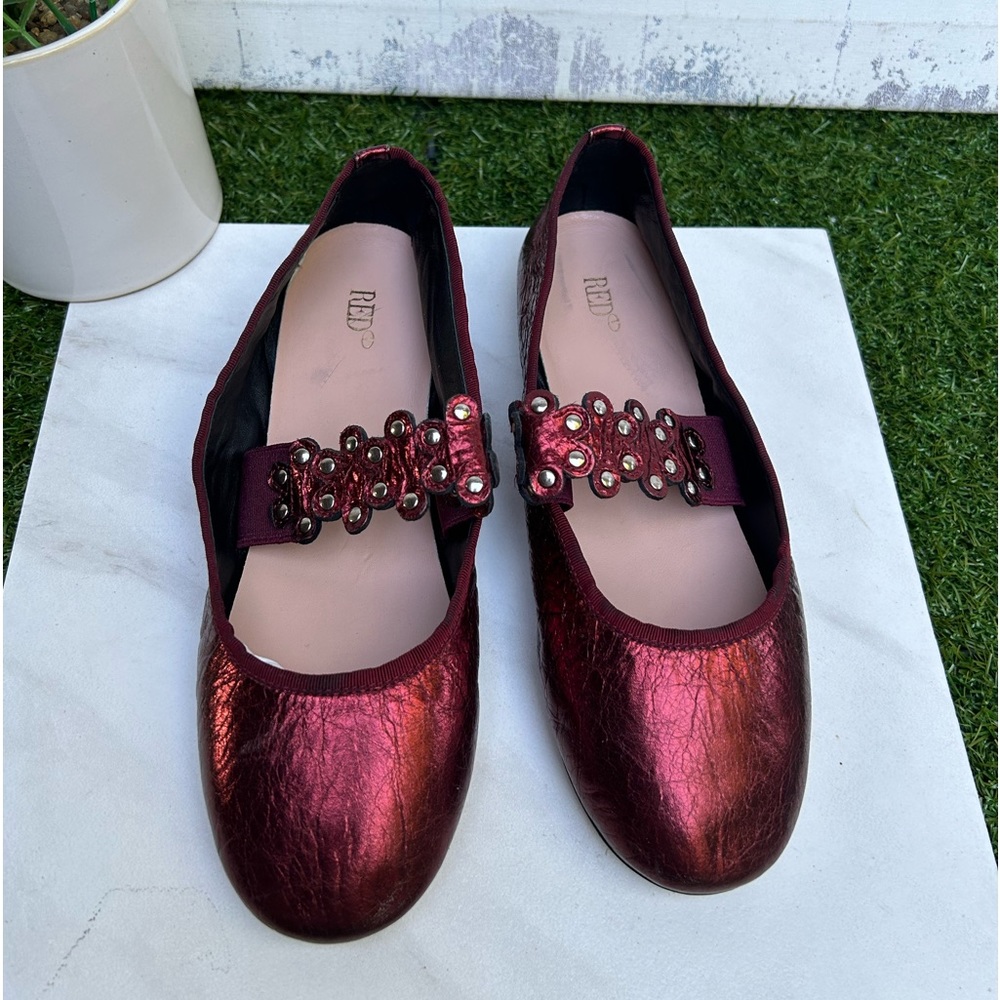 RED VALENTINO Flower Strap Ballerina
Flats red color size 36 US 6